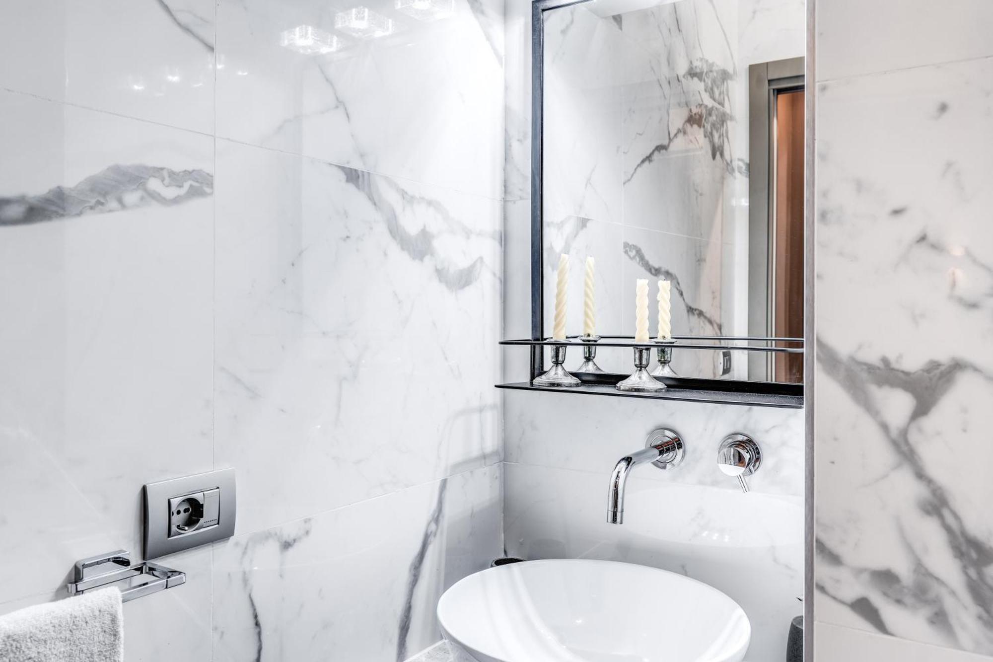 Corso Miracle Suite Рим Екстериор снимка